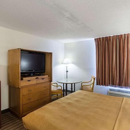 Hotel Bluestone Inn Eloy -קאזה גראנדה מראה חיצוני תמונה